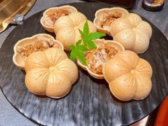 -铭牛烧肉·和牛海鲜自助(高新月牙湖店)