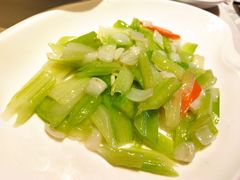 百合炒西芹-和记小菜(大宁店)