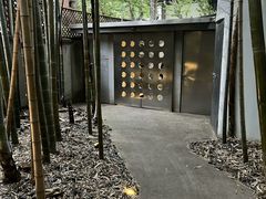 -穹六人间 people 6(岳阳路店)