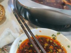 -味之溢美蛙仔姜兔·肥肠鱼•耗儿鱼(文星店)