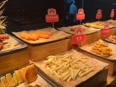 -芝小官毛肚火锅海鲜自助(苏州吴江区万宝店)