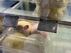 -白玉兰食品甜凤店(合生汇店)