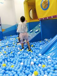 -莫莉幻想儿童乐园(郑州丹尼斯三天地店)