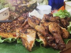 -沐毫傣泐云南菜孔雀宴•手抓饭傣味烧烤(曼听公园店)