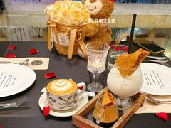 -Mark&Mars Restaurant