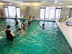 -BlueBubble蓝泡泡婴幼儿游泳会所(合川路店)
