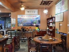 大堂-抚仙湖生态石锅鱼野生菌(告庄店)