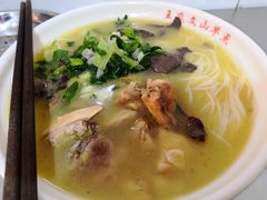-文山荷鲜居(翠湖店)