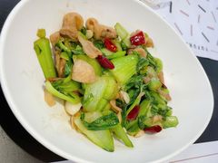 油渣上海青-渔芙南(三里屯店)