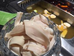 -怡品川宇火锅(宝立方店)