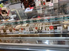 -VENCHI 闻绮(上海佛罗伦萨小镇店)