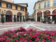 -佛罗伦萨小镇广佛名品奥特莱斯(疏港路店)