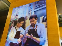 -瑞幸咖啡(外滩SOHO店)