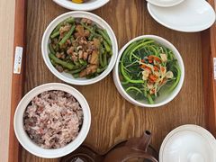 -雪梅月子中心(华侨城店)