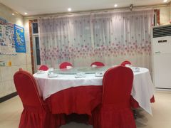 包厢-宾朋海鲜特色美食餐厅·纯手工鲅鱼水饺(兴海路店)