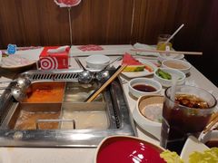 -海底捞火锅鲜切牛肉主题店(长寿路店)