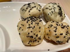 -小杨生煎(金山百联购物中心3楼店)