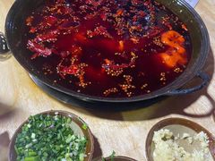 -利姐牧牛匠老火锅(兰花店)