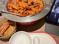 -胖哥俩肉蟹煲(富阳万达店)