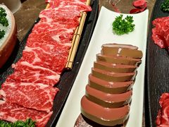 -鲜入唯煮·港式海鲜牛肉火锅(金宝街店)
