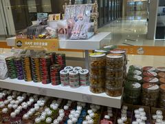 -三花喵·撸猫购宠·宠物生活馆(虹桥南丰城店)
