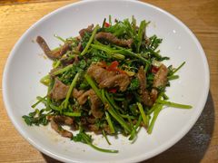 青菜牛肉-胡马八破·川菜小馆(高新万达店)
