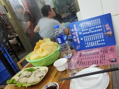 -雄伟美食(高沙中街店)