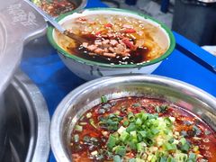 -马路边边·成都串串(翠柏路店)