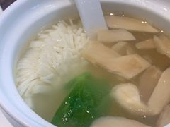 鸡枞菊花豆腐-翠湖宾馆·中餐厅