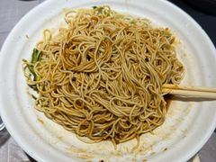 -肥肥虾庄·金牌油焖大虾(汉口城市广场店)