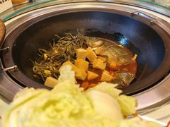 -人民公社铁锅炖·东北菜(卫国道店)