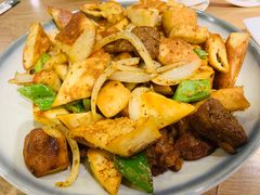 馕丁炒肉-巴依兄弟西域美食(机场店)
