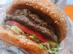 -The Habit Burger Grill 哈比特汉堡(复兴soho店)