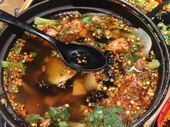 -何师烧烤·香辣蟹·川菜·30年老品牌(太古里旗舰店)