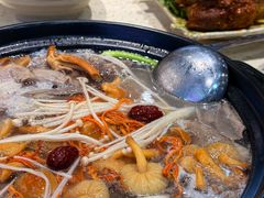 -九寨沟特色牦牛肉汤锅