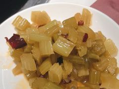 -洪氏嗨捞·广东猪肚鸡·椰子鸡火锅(西咸万象城店)