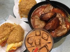 番茄浓汤鸡翅猪扒通粉-华嫂冰室(尖沙咀店)