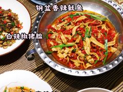 -佬湘楼·27年湘菜(天河都市广场店)
