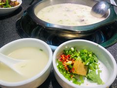-肖仙仙羊肉汤·始于1996年(郫都店)