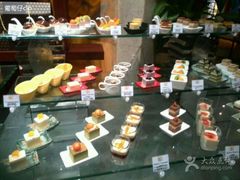 -圣廷苑酒店-世纪楼菲苑自助餐厅