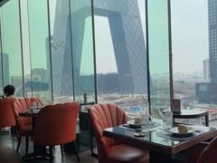 -福楼毕斯罗F Bistronome(国贸商城约会地标景观店)