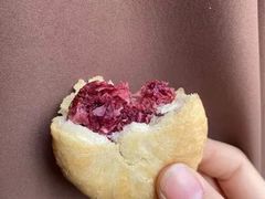 -潘祥记鲜花饼(昆明长水国际机场店)