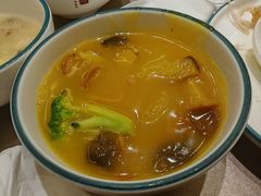 -闫府私房菜(恒隆店)