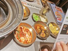 -草家酱蟹炭火烤肉店(珲春南路一店)