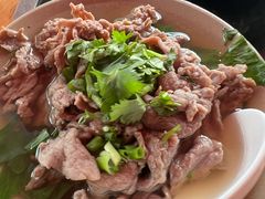 -大众跷脚牛肉馆·非遗传承单位(峨眉山店)