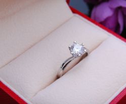 钻戒-威德钻石-克拉钻大本营(南京东路店)