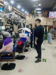 -阿兵荣辉美容理发有限公司