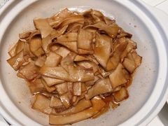 -贝勒爷·酥不腻烤鸭