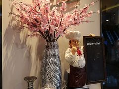 餐具摆设-必胜客(WOW中心城店)