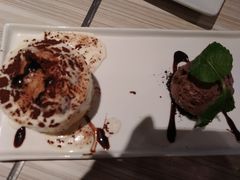 -必胜客(上海新南方商城PH店)